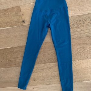 Beyond Yoga Caught in the Midi (7/8) High waisted